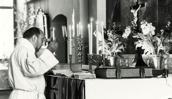 Altartjänst i Linderås kyrka - 1989